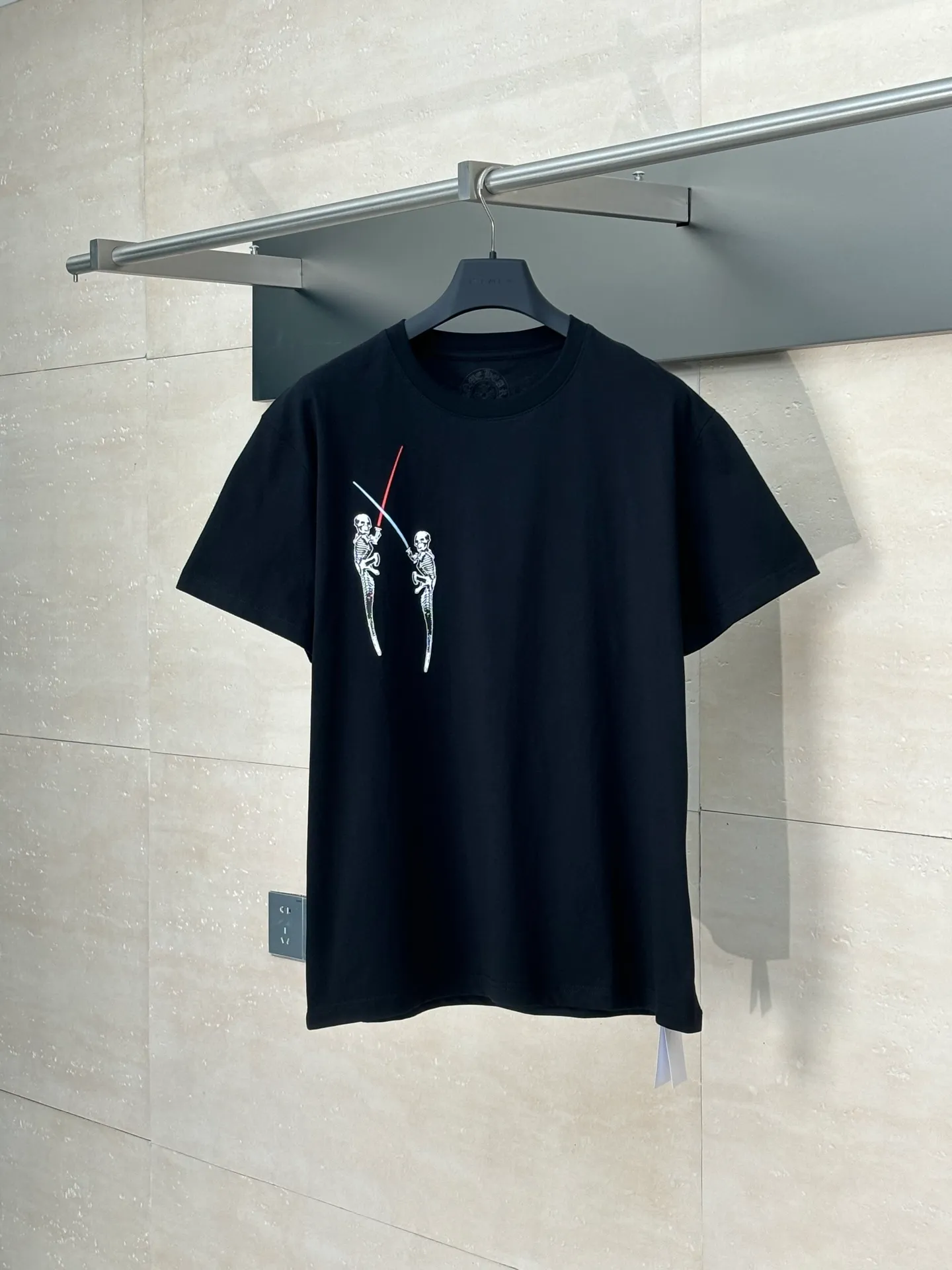 🅿️270 Come Hearts*/Cro Heart 25Ss Star Wars limited short-sleeved T-shirt. The fabric is made of 26-woven 200g cotton. The printing is made of hand-made glue printing. Customized accessories. Size: S/M/L